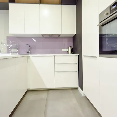 Apartment Shortstaypoland Siedmiogrodzka